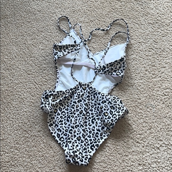 Xhilaration cheetah/leopard one piece swimsuit - Picture 2 of 12